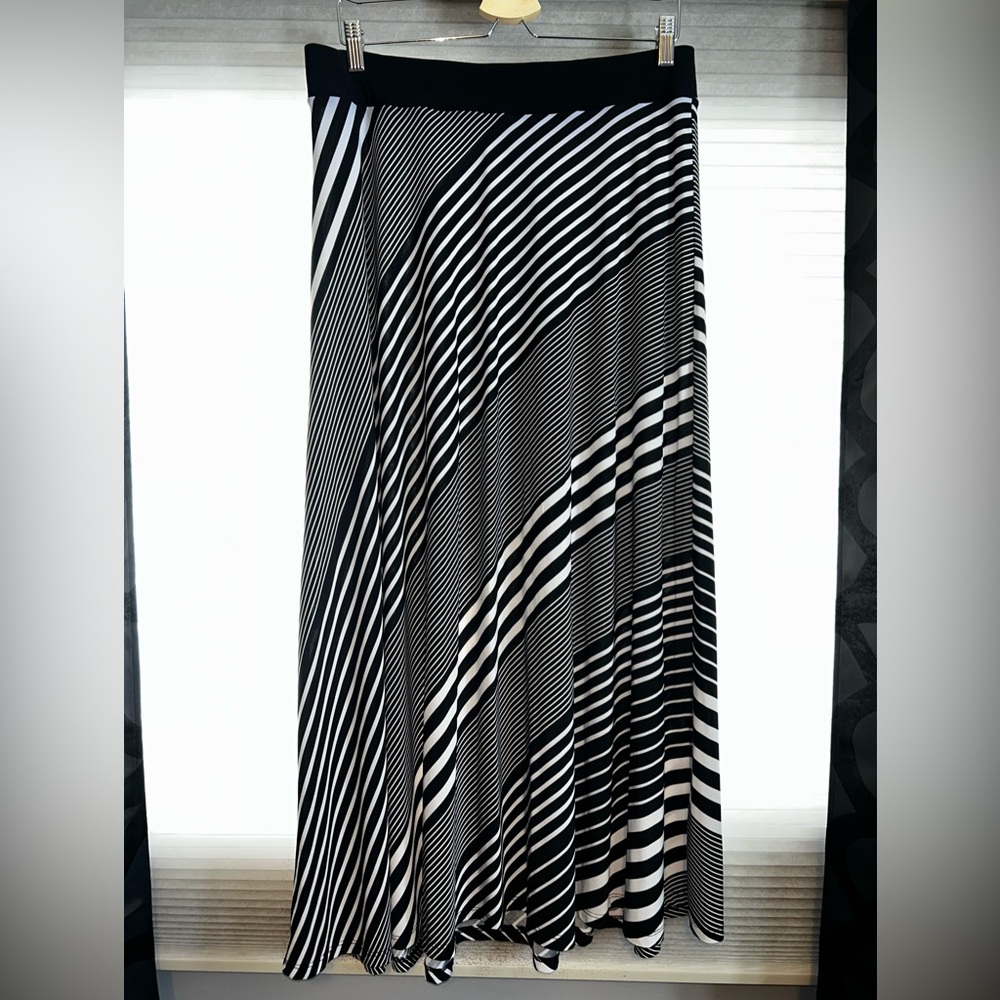 INC International Concepts Black and White Maxi Skirt